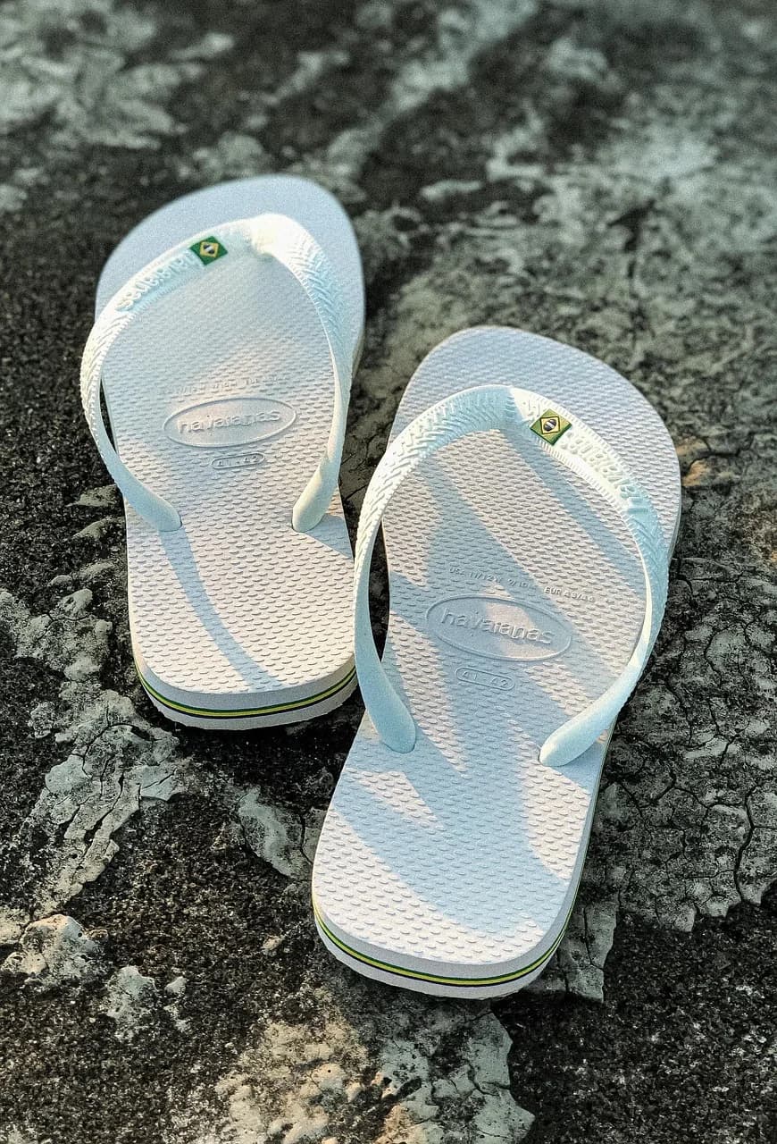 White slide sandal collection